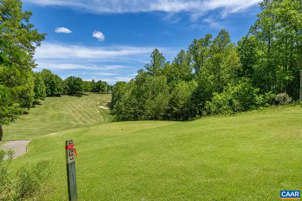 255 Cedar Glen Close, Nellysford, VA 22958