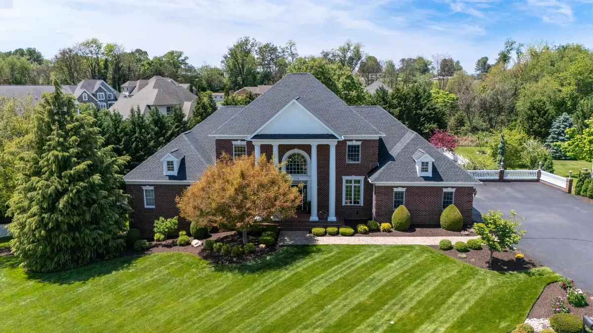 1745 Buckingham Dr, Massanetta Springs, VA 22801 - #1