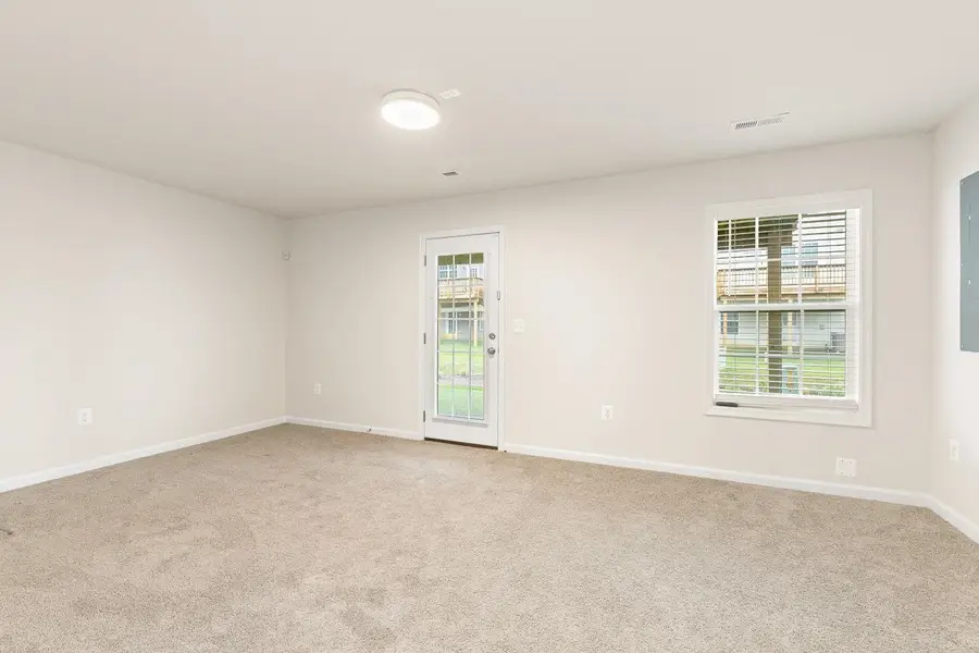296 Willowshire Ct, Waynesboro, VA 22980 - #3