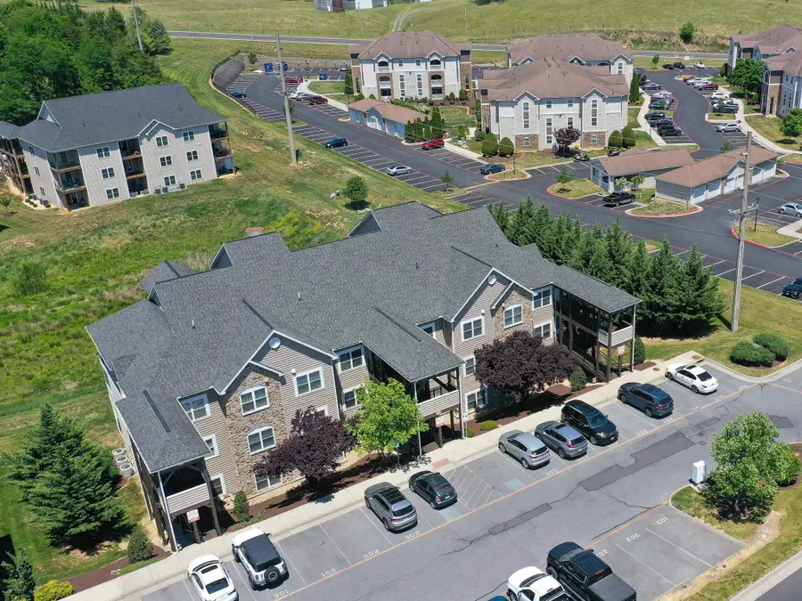 1290 Constitution Ct, Harrisonburg, VA 22801 - #2