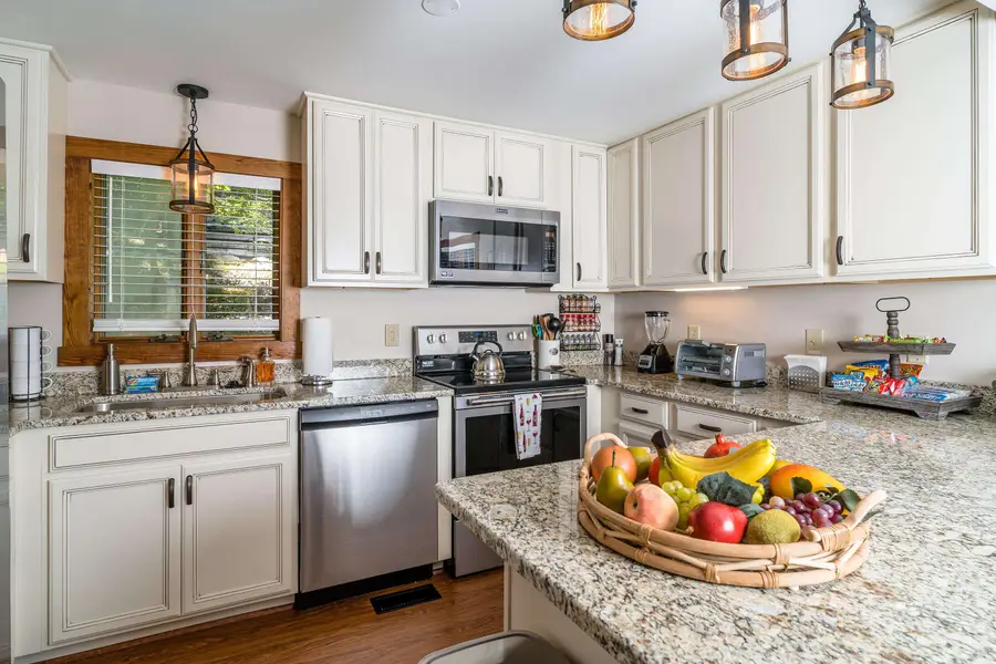 5385 Trevino Dr, McGaheysville, VA 22840 - #3