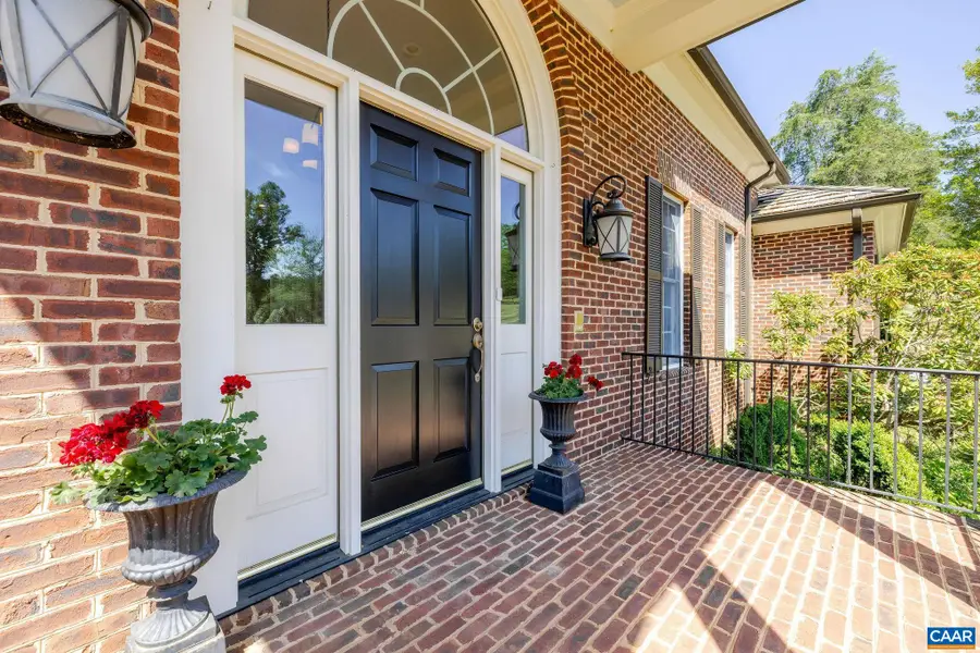 935 Garth Rd, Charlottesville, VA 22901 - #3