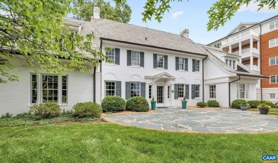 410 White Gables Ln, Charlottesville, VA 22903 - #2