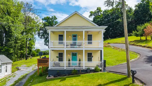 120 Gay St W, Staunton, VA 24401