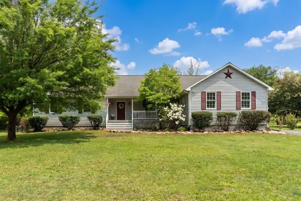 516 Estaline Valley Rd, Craigsville, VA 24430