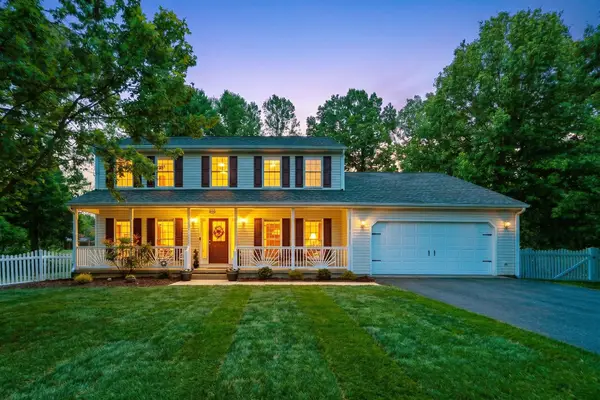 368 Arrowhead Ln, Stuarts Draft, VA 24477