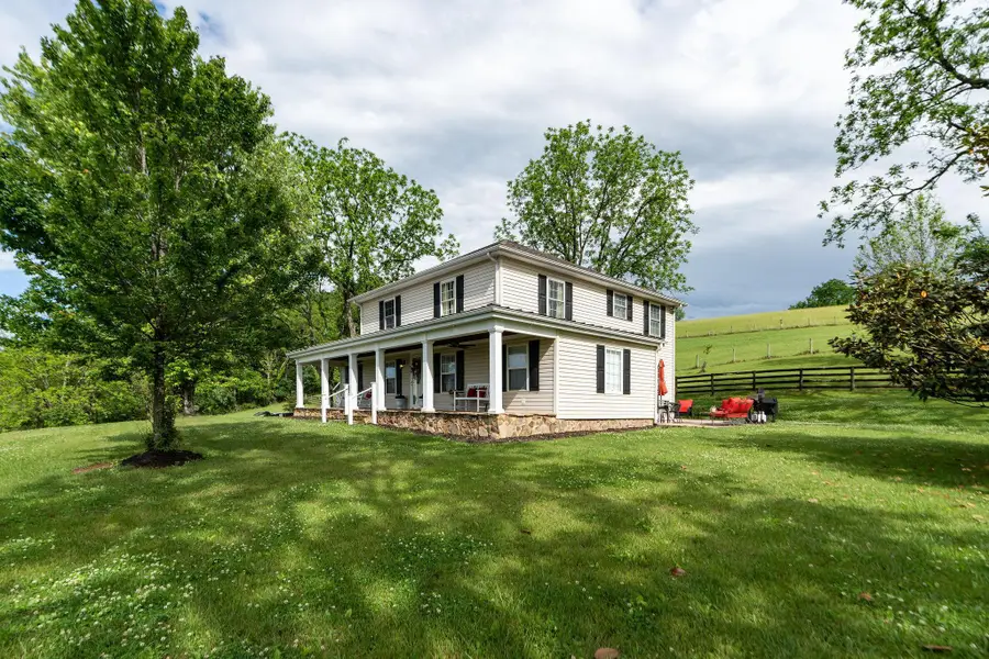 440 Galena Rd, Staunton, VA 24401 - #3