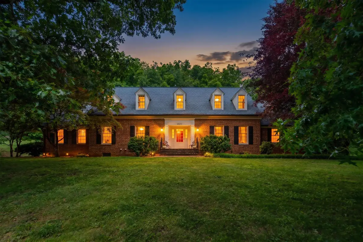 1430 Dogwood Rd, Staunton, VA 24401 - #1