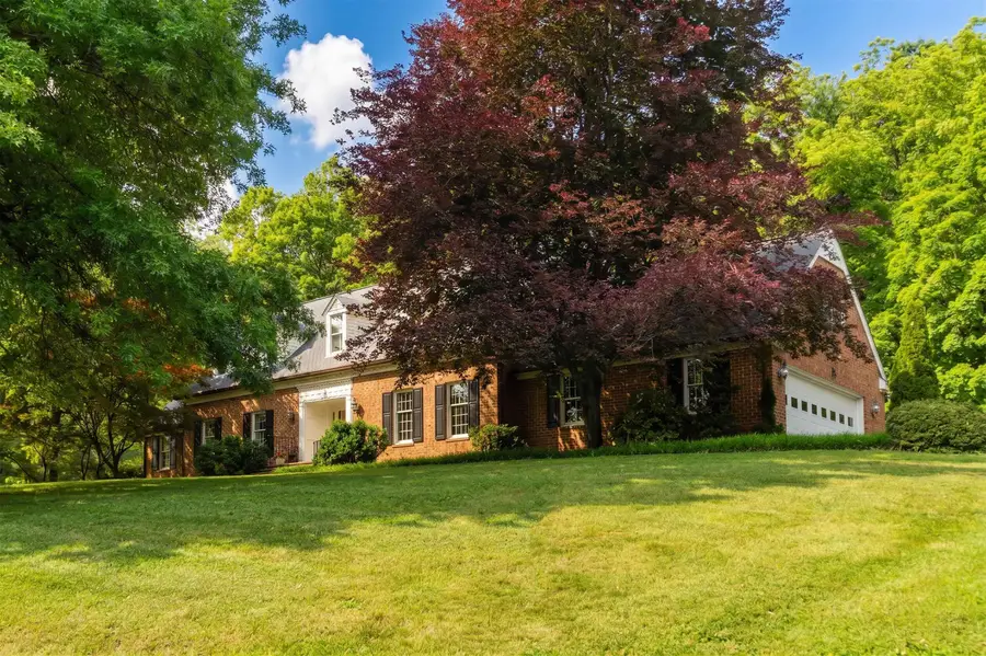 1430 Dogwood Rd, Staunton, VA 24401 - #2