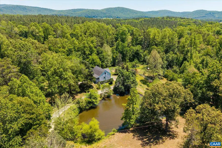 4209 Hawkins Ln, Barboursville, VA 22923 - #3
