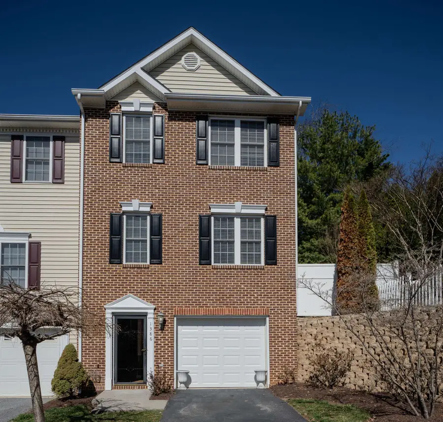 1386 Verdant Spring Ln, Massanetta Springs, VA 22801 - #2