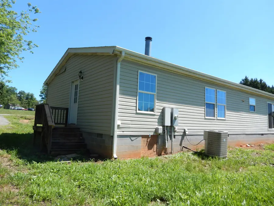 288 Fredericksburg Rd, Ruckersville, VA 22968 - #3
