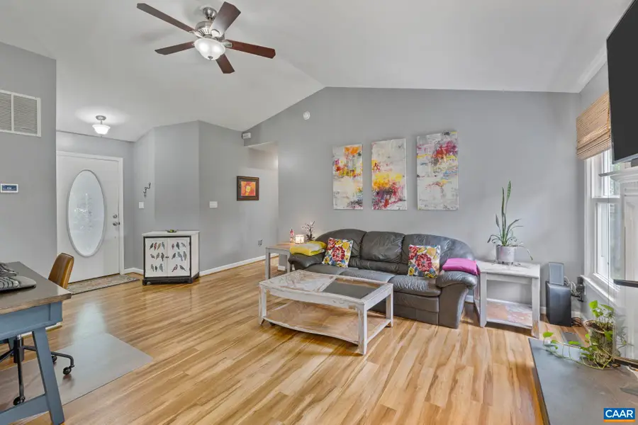 137 Jefferson Dr, Palmyra, VA 22963 - #3