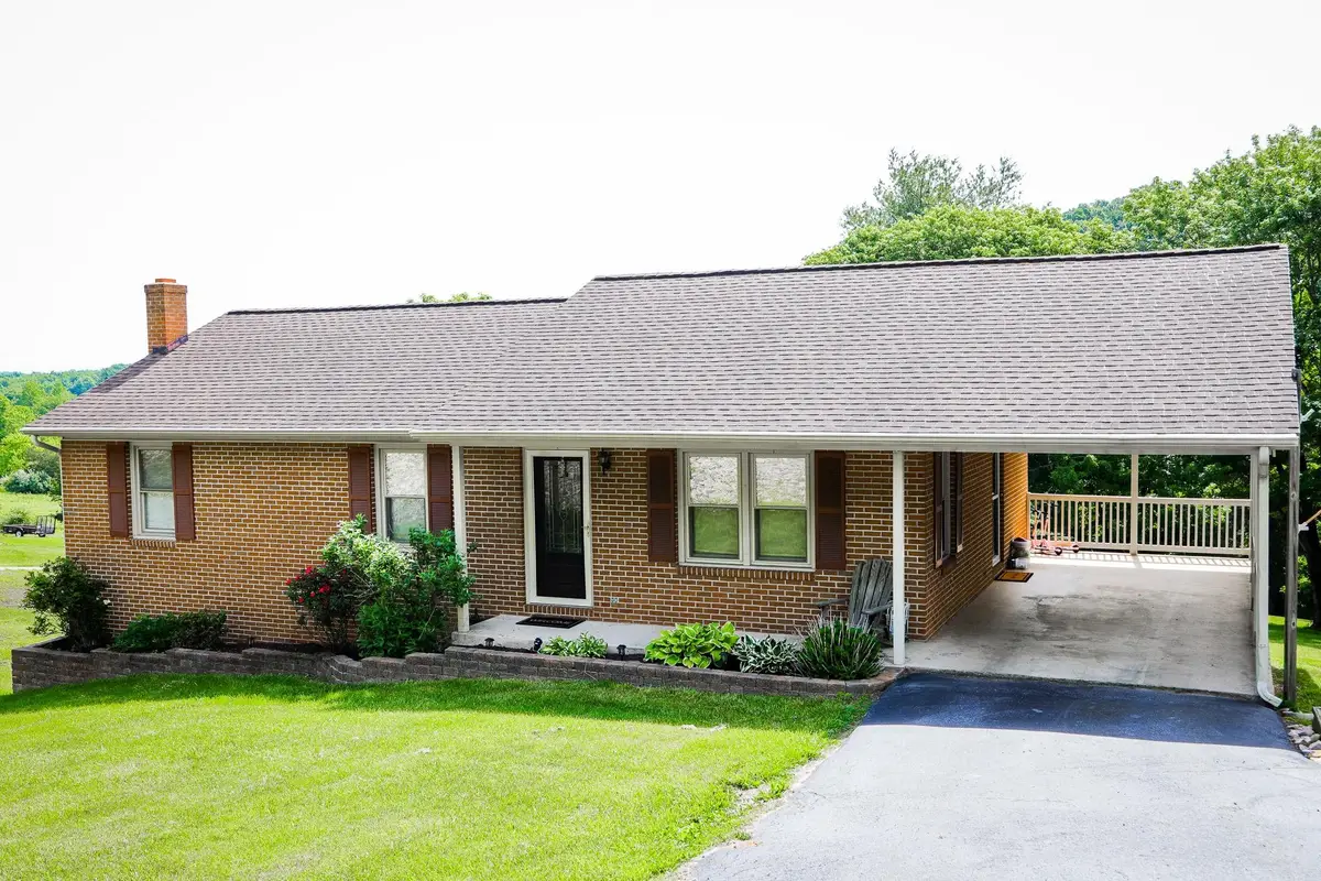 4316 Lee Jackson Hwy, Greenville, VA 24440 - #1