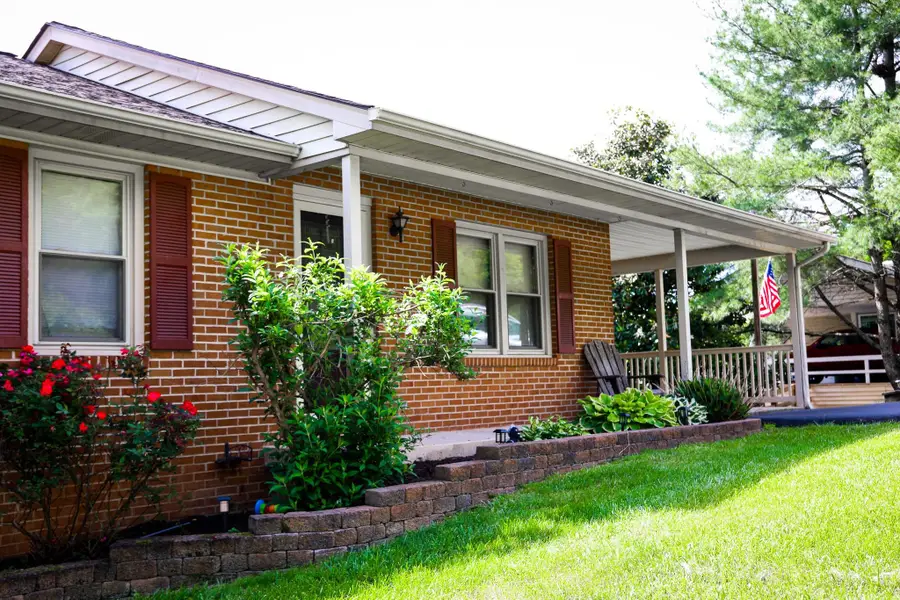 4316 Lee Jackson Hwy, Greenville, VA 24440 - #3