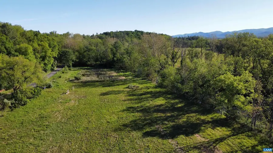 113 Rockfish Rd, Waynesboro, VA 22980 - #3