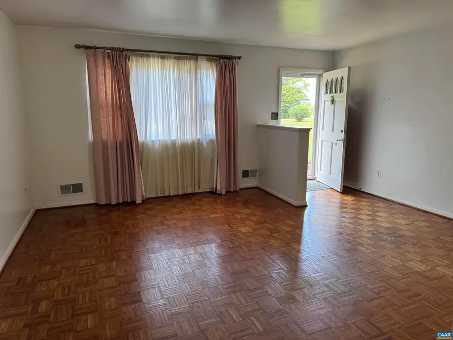1828 Rising Sun Rd, Palmyra, VA 22963 - #3