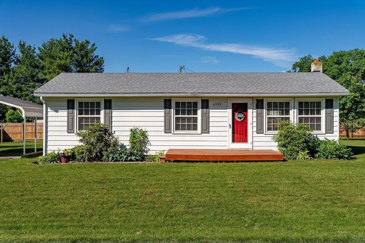 6599 Azalea Dr, Dayton, VA 22821 - #1
