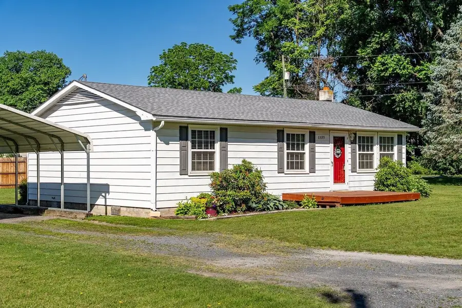 6599 Azalea Dr, Dayton, VA 22821 - #2