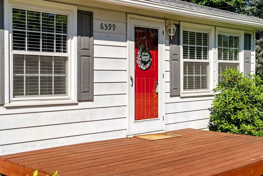 6599 Azalea Dr, Dayton, VA 22821 - #3