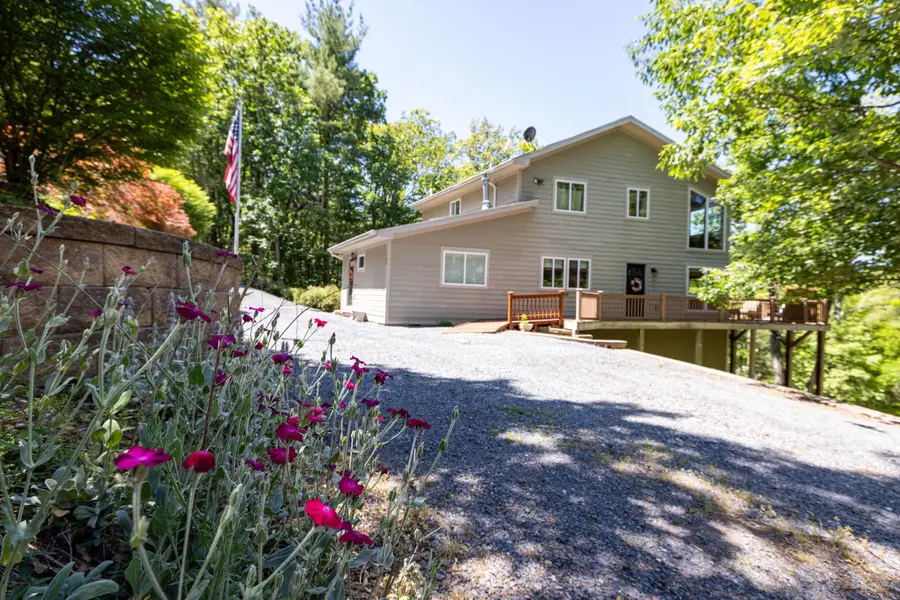 167 Williams Ln, Basye, VA 22810 - #2