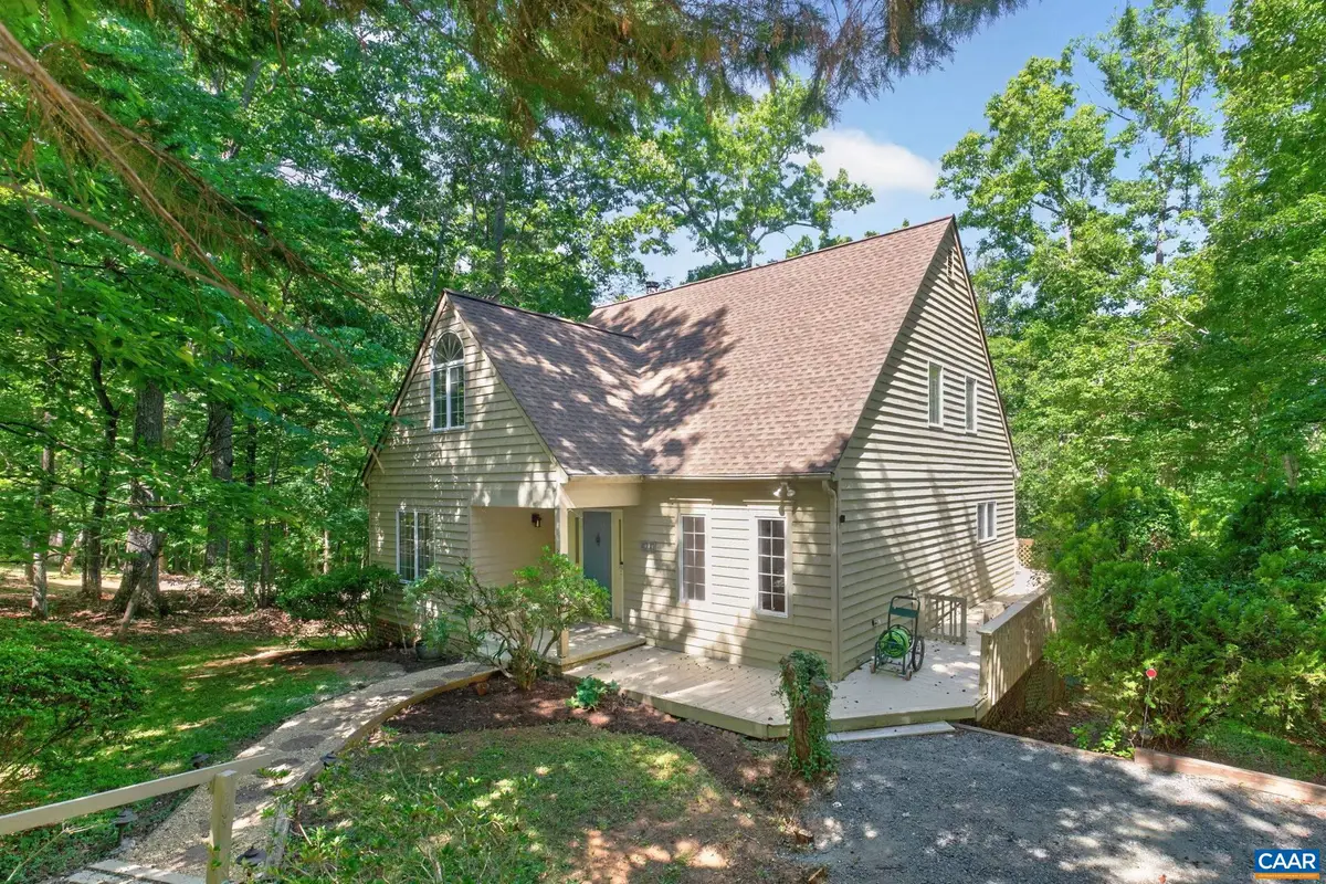 255 Homestead Ln, Charlottesville, VA 22902 - #1