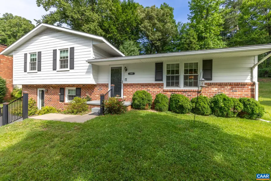 1507 Ricky Rd, Charlottesville, VA 22901 - #3