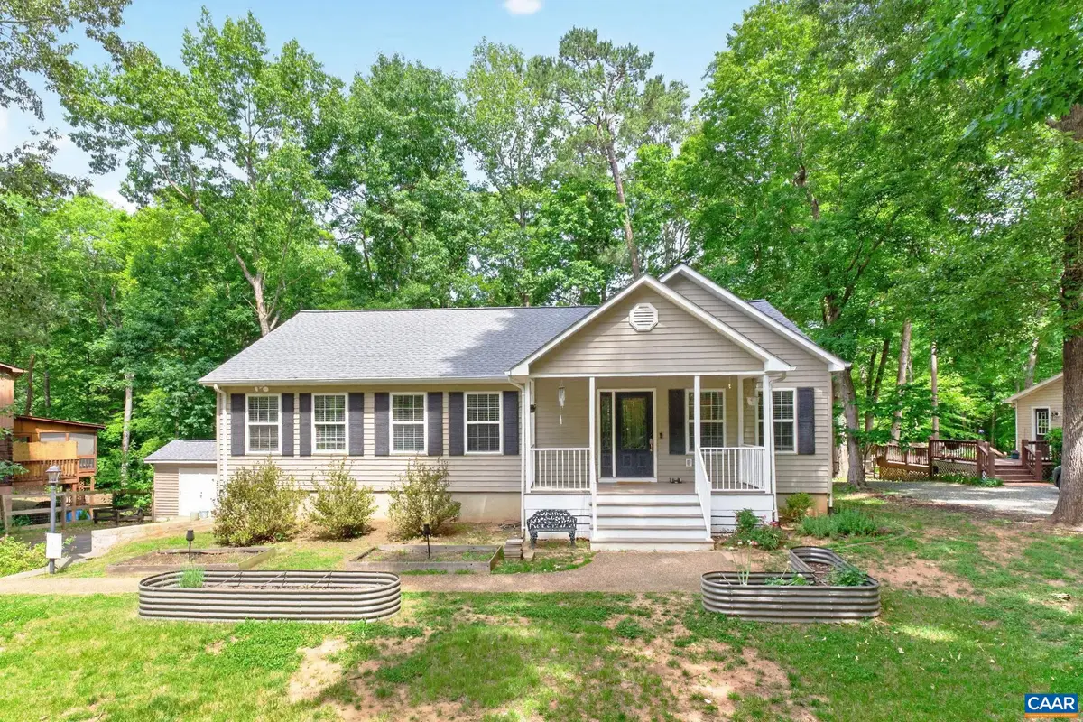 4 Stigger Rd, Palmyra, VA 22963 - #1