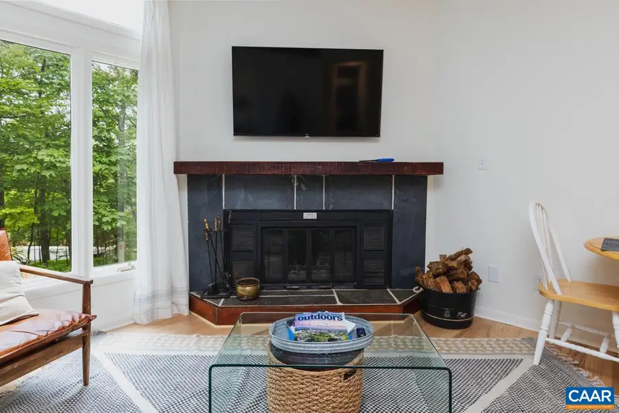 792 Laurelwood Condos, Wintergreen Resort, VA 22967 - #2