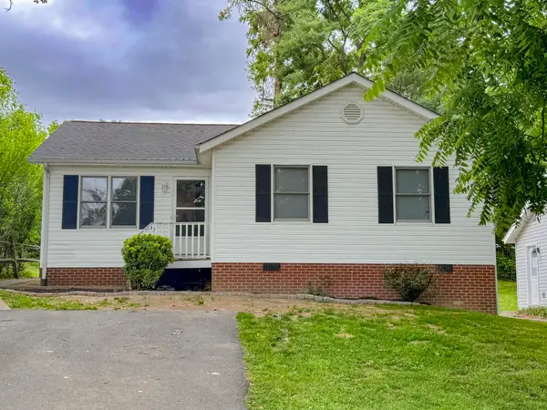 319 Westwood Blvd, Staunton, VA 24401