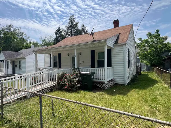 207 Winchester Ave N, Waynesboro, VA 22980
