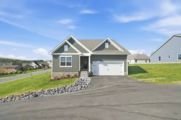 263 Heather Ln, Staunton, VA 24401