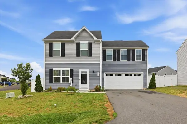 1208 Watson Dr, Grottoes, VA 24441