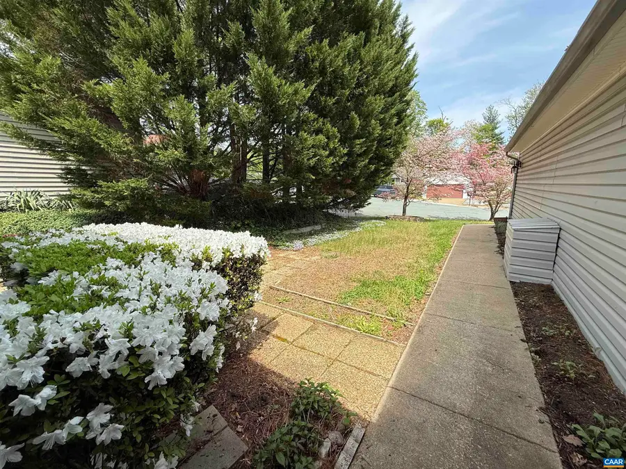 1498 Lake Forest Dr, Charlottesville, VA 22901 - #3