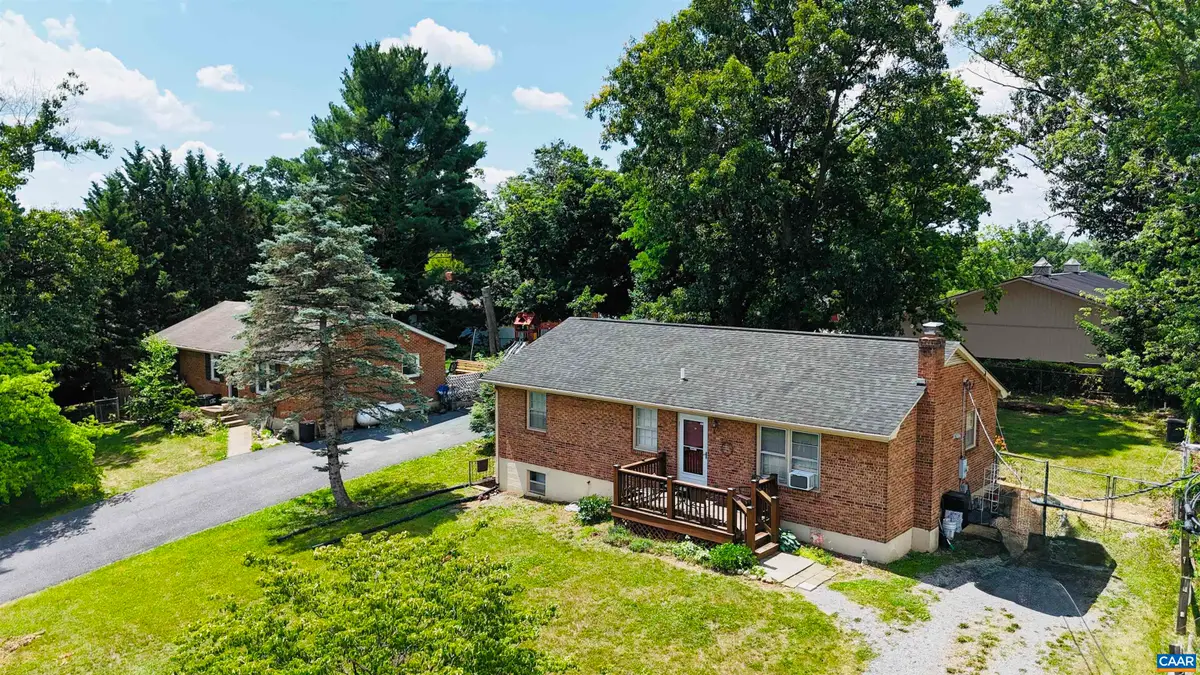 17 Ken View Ave, Verona, VA 24482 - #1