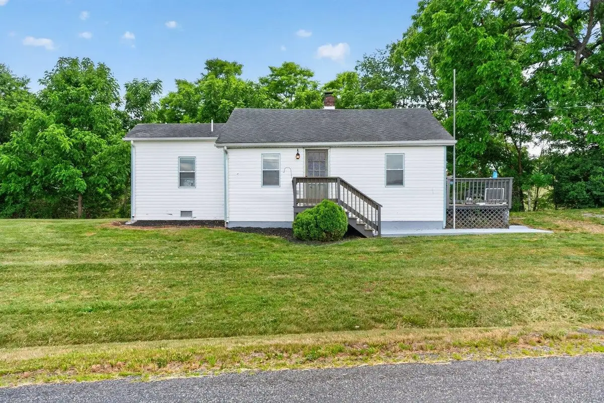 406 Hewitt Rd, Swoope, VA 24479 - #1