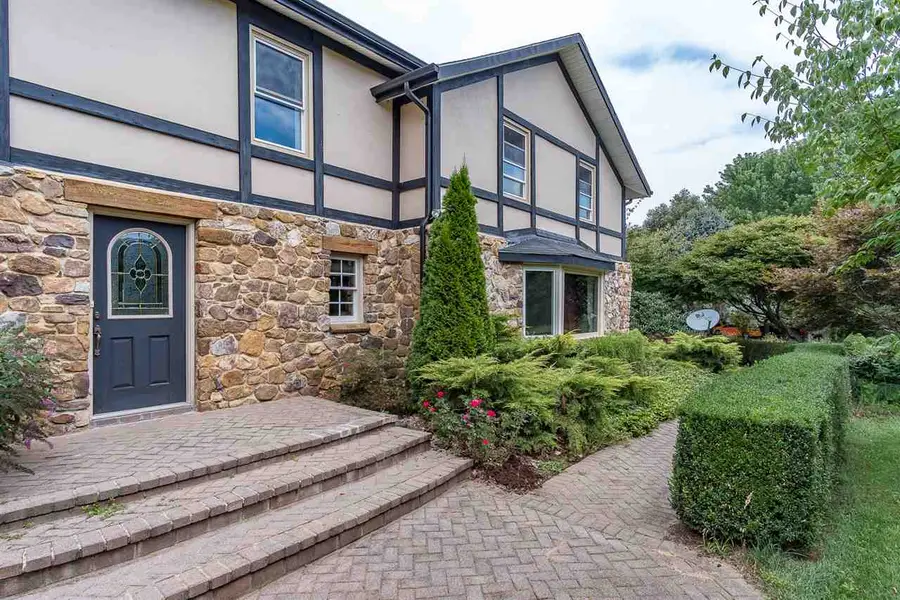 229 Summerdean Rd, Middlebrook, VA 24459 - #2