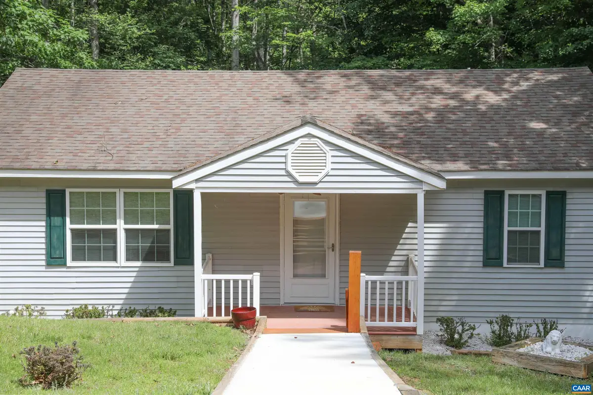 26 West Lake Forest Dr, Palmyra, VA 22963 - #1