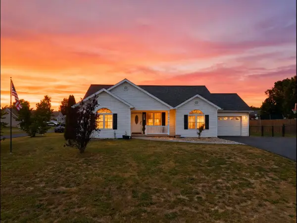 148 Woodside Dr, Waynesboro, VA 22980