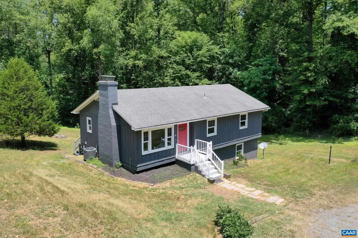 3272 Horseshoe Bend Rd, Charlottesville, VA 22901 - #1
