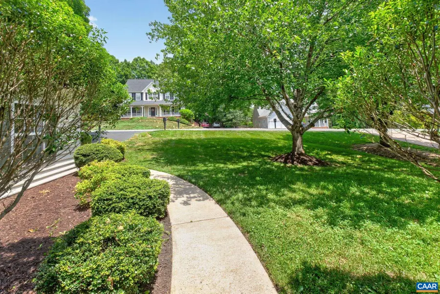 970 Charter Oaks Dr, Charlottesville, VA 22901 - #3