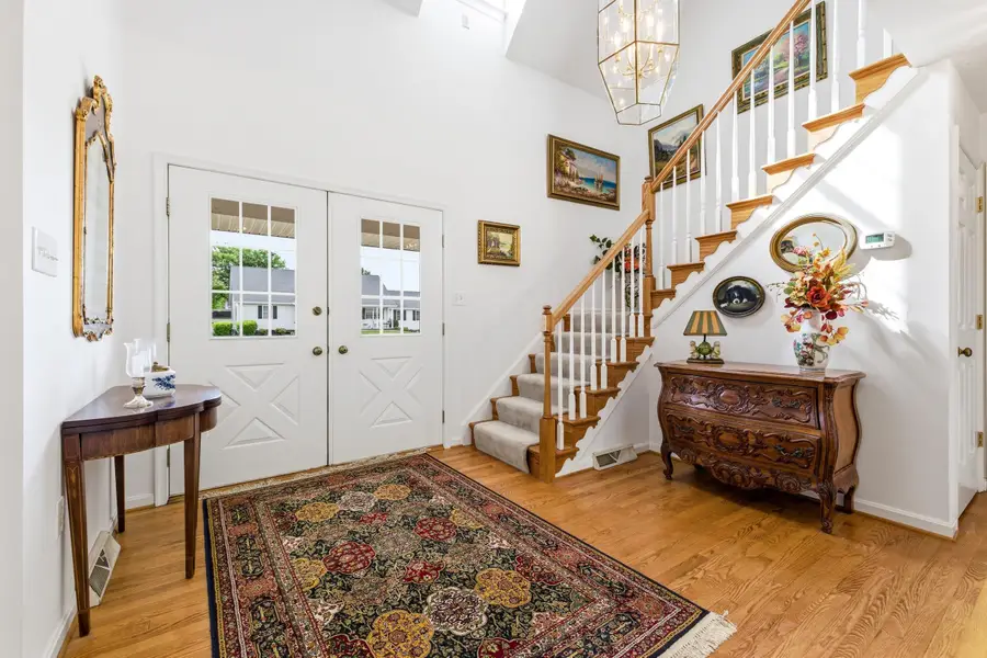415 Kern St, Woodstock, VA 22664 - #3