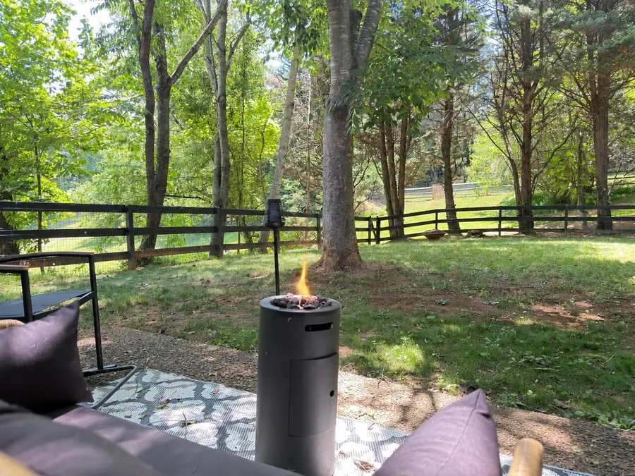 1102 Amber Ridge Rd, Charlottesville, VA 22901 - #3
