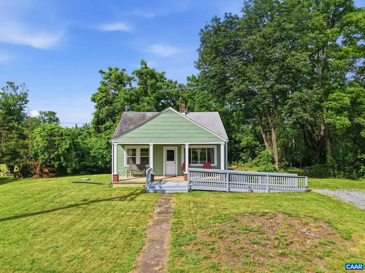 9034 Spotswood Trl, Stanardsville, VA 22973 - #1