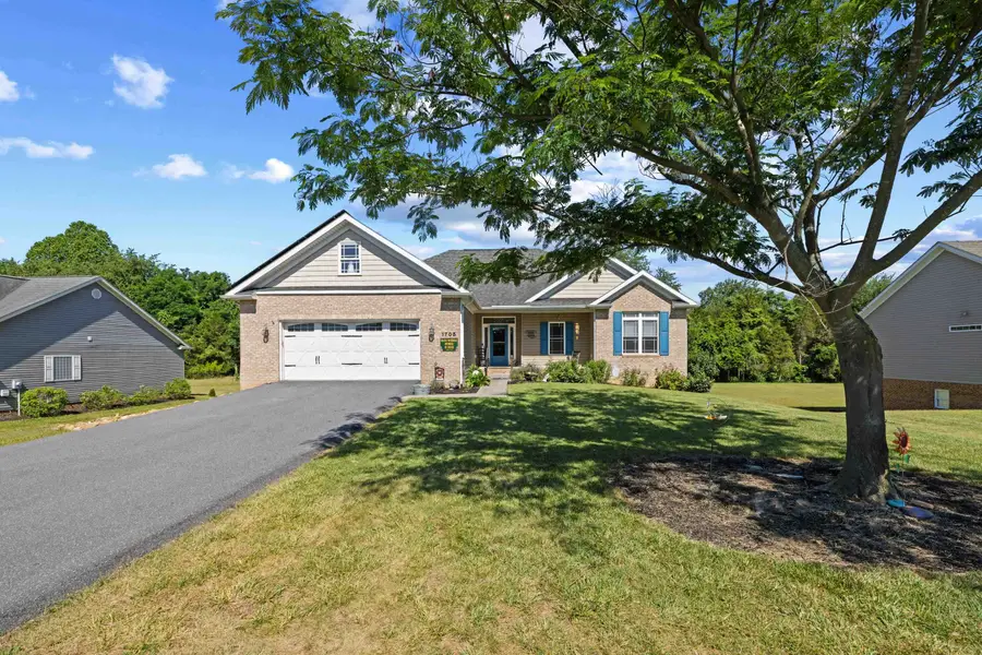 1705 Holly Ave, Grottoes, VA 24441 - #3