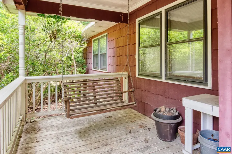 748 Snow Mountain Rd, Stanardsville, VA 22973 - #2