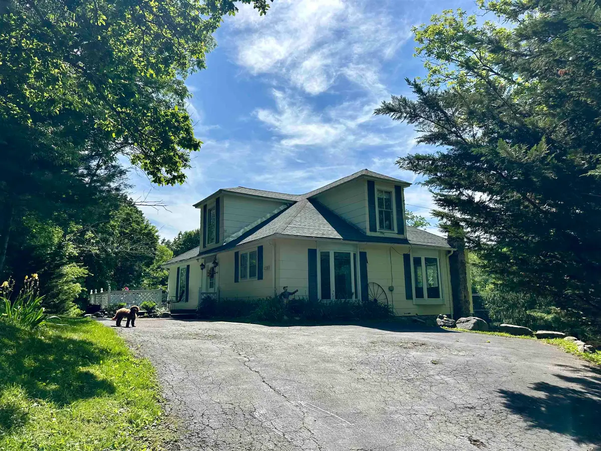 278 Paul Siple Dr, Hot Springs, VA 24445 - #1
