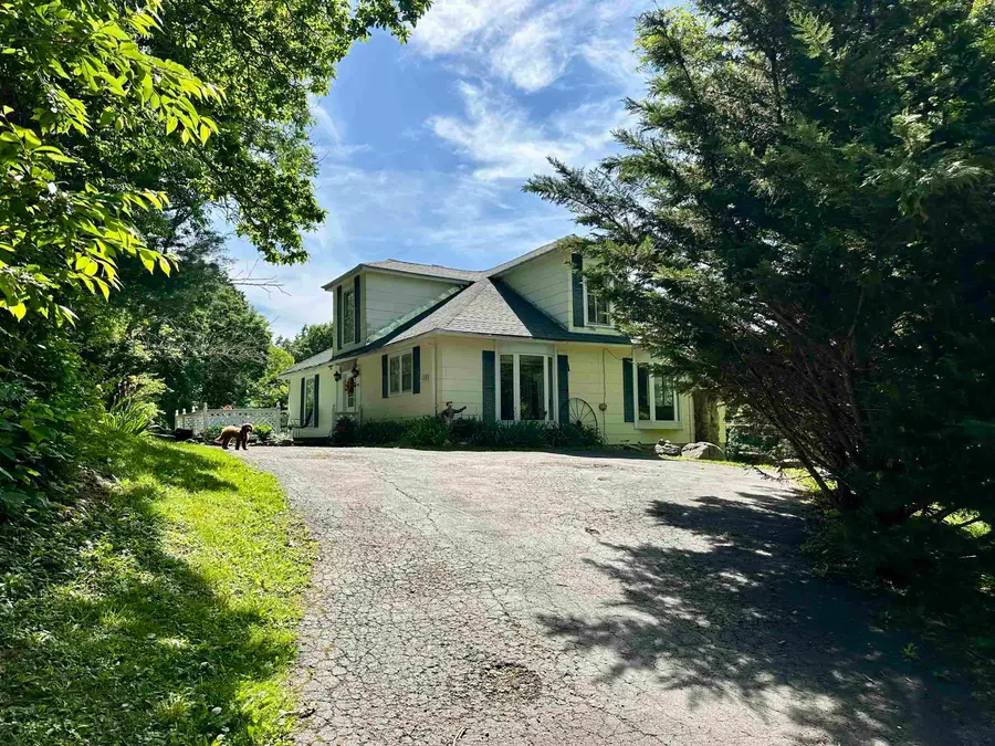 278 Paul Siple Dr, Hot Springs, VA 24445 - #2