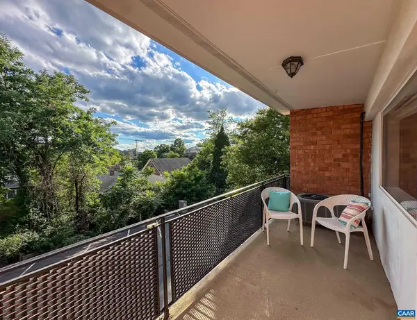 1800 Jefferson Park Ave, Charlottesville, VA 22903