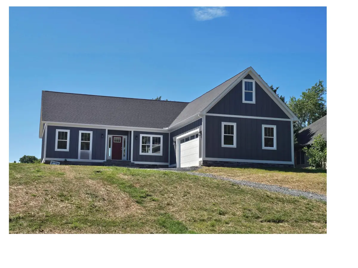 63 Woodridge Ln, Lexington, VA 24450 - #1